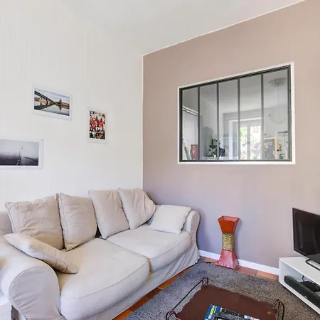 Appartement De 3 Chambres A Coursan Avec Jardin Clos Et Wifi A 15 Km De La Plage *