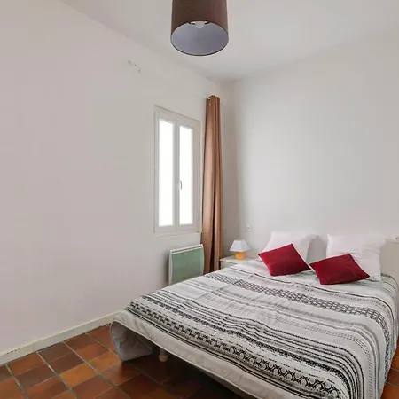 Appartement De 3 Chambres A Coursan Avec Jardin Clos Et Wifi A 15 Km De La Plage *